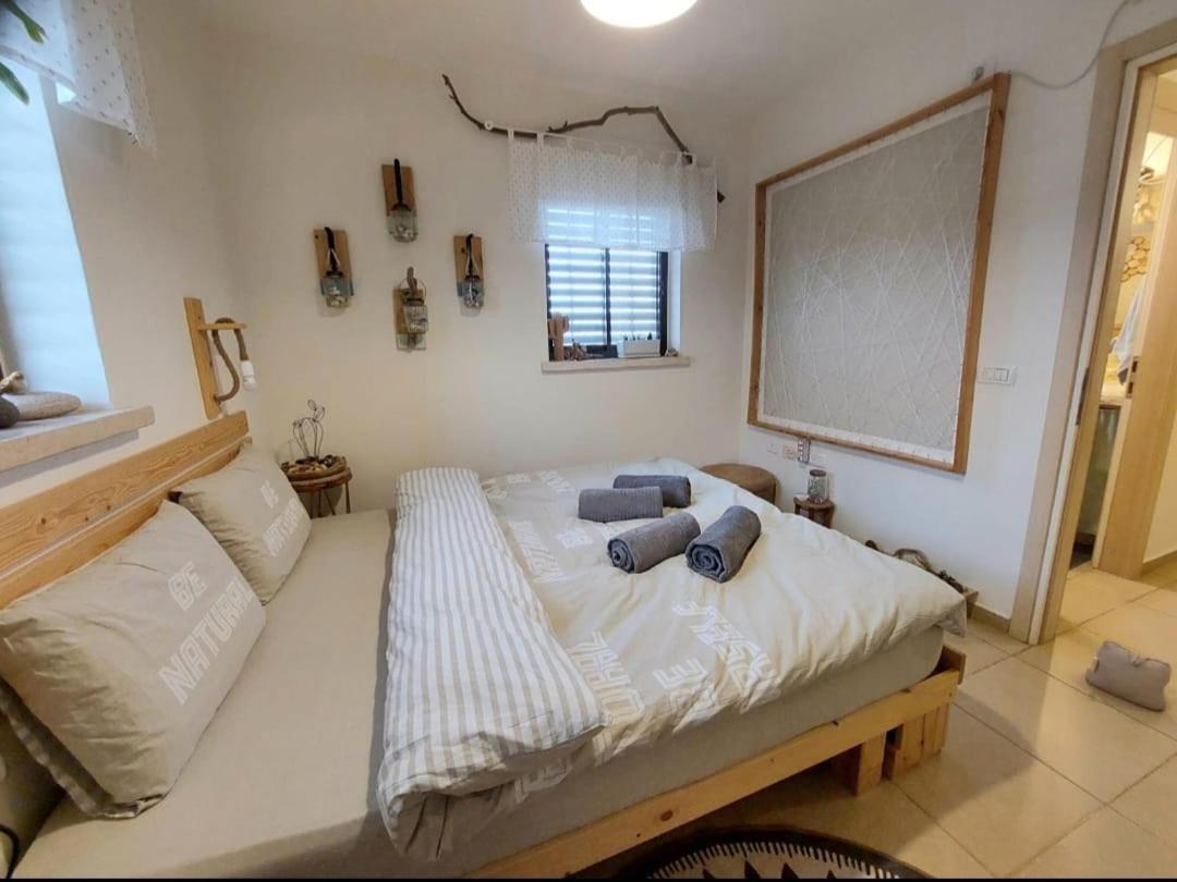 Apartamento צמח בר Midreshet Ben Gurion Exterior foto